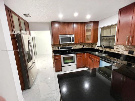Interior, Kitchen, Marble, Recessed Lighting, Stainless Steel Appliances