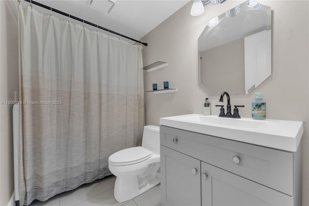 Bathroom, Interior
