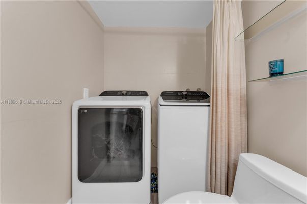 Interior, Washer