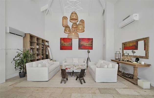 Interior, Living room, Pendant Lights