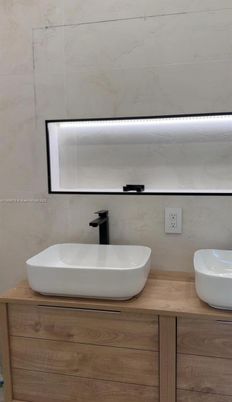 Bathroom, Dual Sink Vanities, Interior