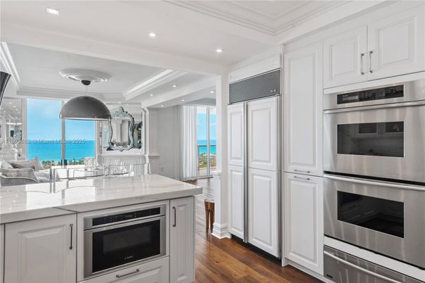 Interior, Kitchen, Pendant Lights, Recessed Lighting, Stainless Steel Appliances, Water, Wood Texture Flooring