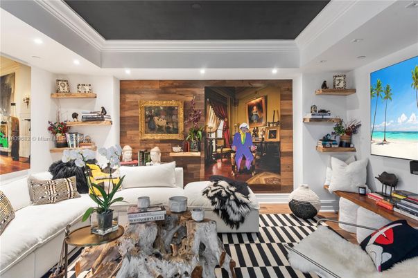 Interior, Living room, Recessed Lighting, Wood Texture Flooring, Wooden Walls