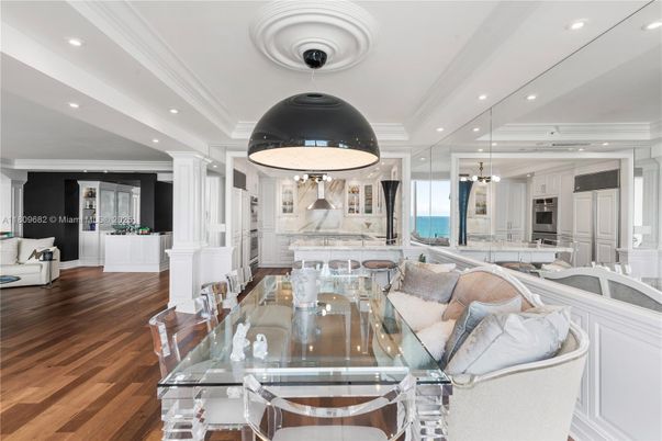 Chandelier, Dining room, Interior, Kitchen, Pendant Lights, Recessed Lighting, Water, Wood Texture Flooring