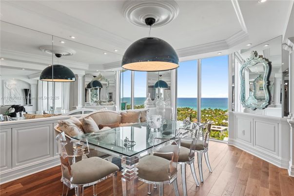Dining room, Interior, Pendant Lights, Recessed Lighting, Water, Wood Texture Flooring