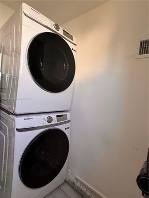 Interior, Utility Closets, Washer