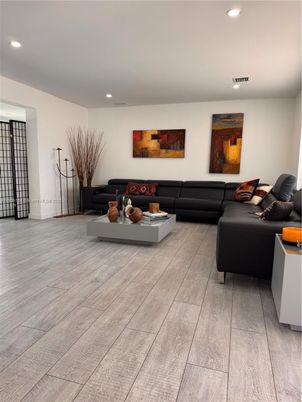 Interior, Living room, Recessed Lighting, Wood Texture Flooring