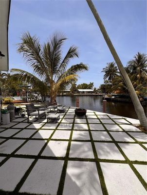 Exterior, Water