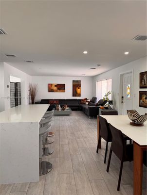 Dining room, Interior, Living room, Recessed Lighting
