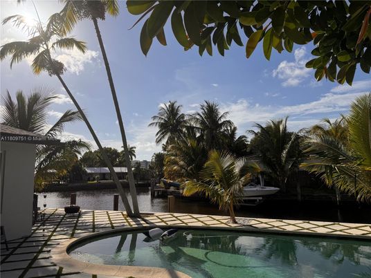 Exterior, Pool, Water