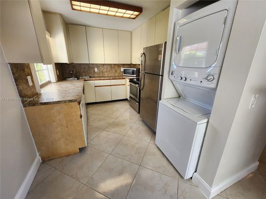 Interior, Kitchen, Washer