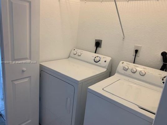 Interior, Utility Closets, Washer