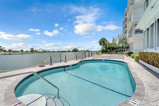 Exterior, Pool, Water