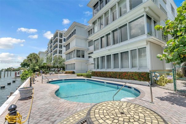 Exterior, Pool, Water