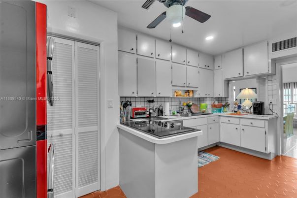Interior, Kitchen, Recessed Lighting