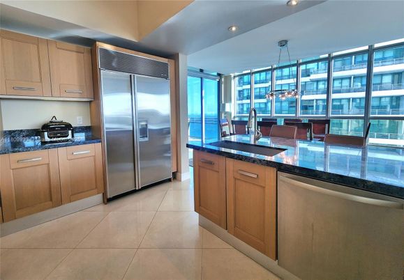 Dining room, Interior, Kitchen, Pendant Lights, Recessed Lighting, Stainless Steel Appliances, Water