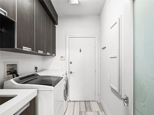 Interior, Washer