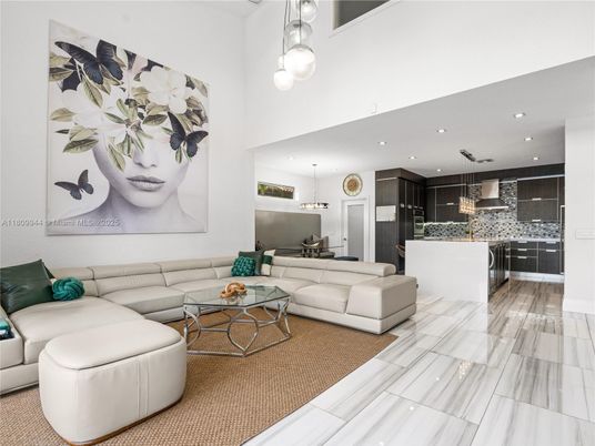 Interior, Kitchen, Living room, Pendant Lights, Recessed Lighting
