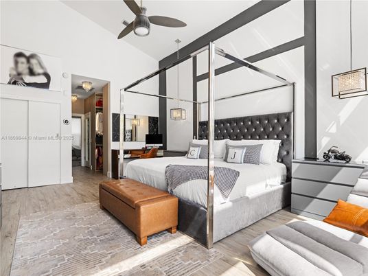 Bedroom, Interior, Pendant Lights, Wood Texture Flooring