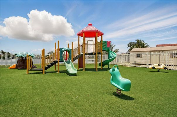 Backyard, Exterior, Playground