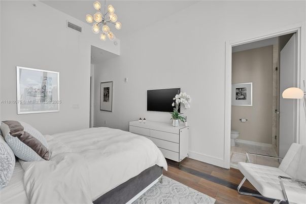 Bathroom, Bedroom, Interior, Pendant Lights, Wood Texture Flooring