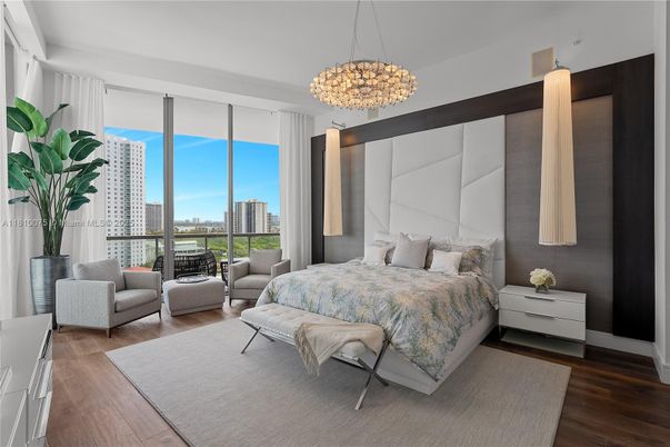 Bedroom, Interior, Pendant Lights, Wood Texture Flooring