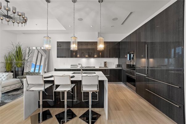 Interior, Kitchen, Pendant Lights, Wood Texture Flooring