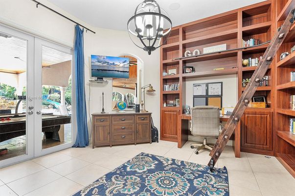Chandelier, Home Office, Interior, Pendant Lights
