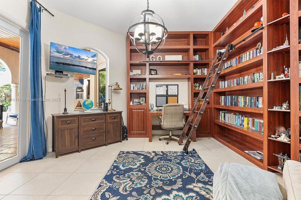 Chandelier, Home Office, Interior, Pendant Lights