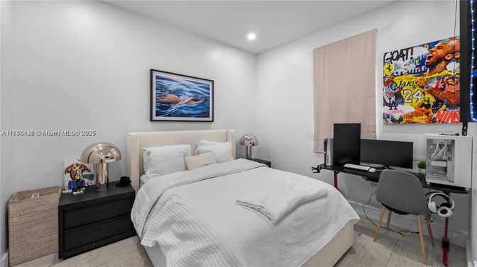 Bedroom, Home Office, Interior, Recessed Lighting