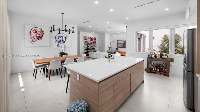 Dining room, Interior, Kitchen, Pendant Lights, Recessed Lighting