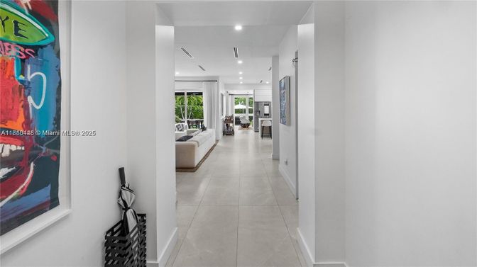 Interior, Recessed Lighting