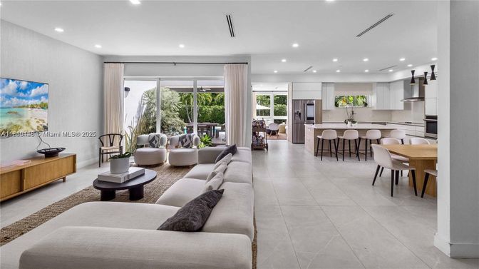 Dining room, Interior, Kitchen, Living room, Recessed Lighting, Stainless Steel Appliances