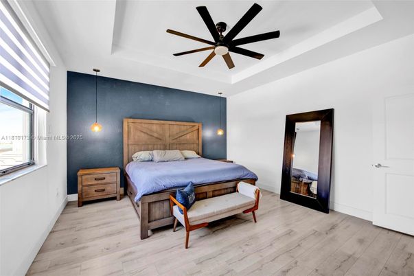 Bedroom, Interior, Pendant Lights, Wood Texture Flooring