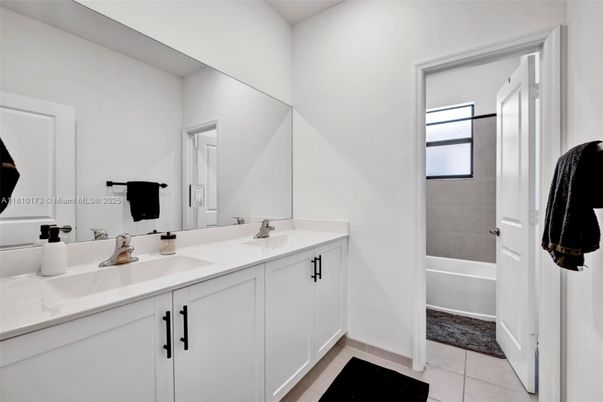 Bathroom, Dual Sink Vanities, Interior