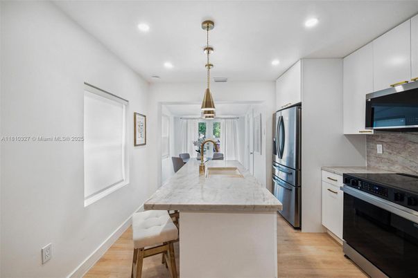 Interior, Kitchen, Pendant Lights, Recessed Lighting, Wood Texture Flooring