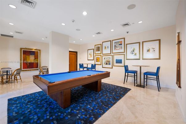 Billiard Table, Dining room, Game Room, Interior, Recessed Lighting