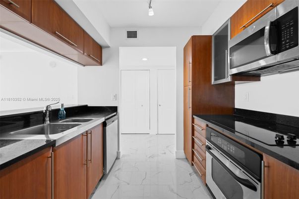Interior, Utility Closets, Washer