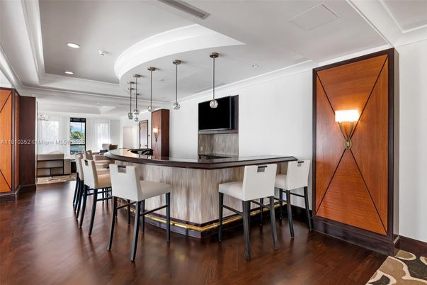 Interior, Pendant Lights, Recessed Lighting, Wood Texture Flooring