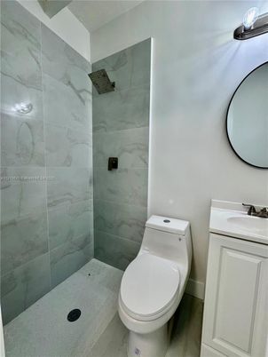 Bathroom, Interior, Marble Walls