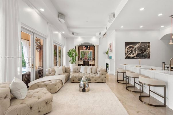 Fireplace, Interior, Living room, Recessed Lighting