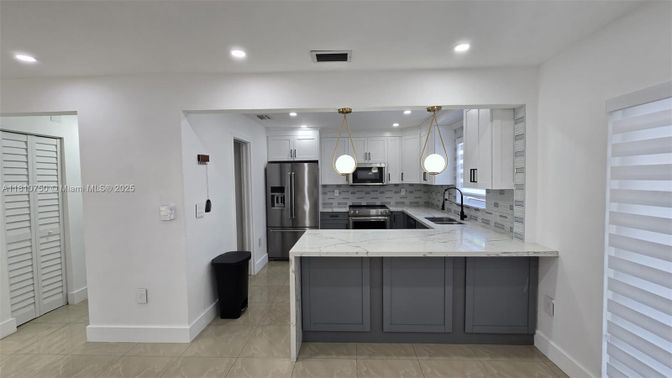 Interior, Kitchen, Pendant Lights, Recessed Lighting, Stainless Steel Appliances