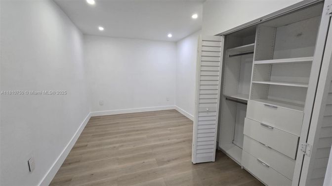 Empty room, Interior, Recessed Lighting, Walk-in Closets, Wood Texture Flooring