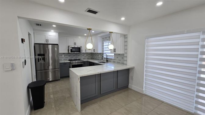 Interior, Kitchen, Pendant Lights, Recessed Lighting, Stainless Steel Appliances