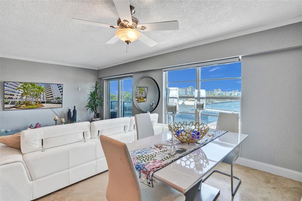 Dining room, Interior, Living room, Water
