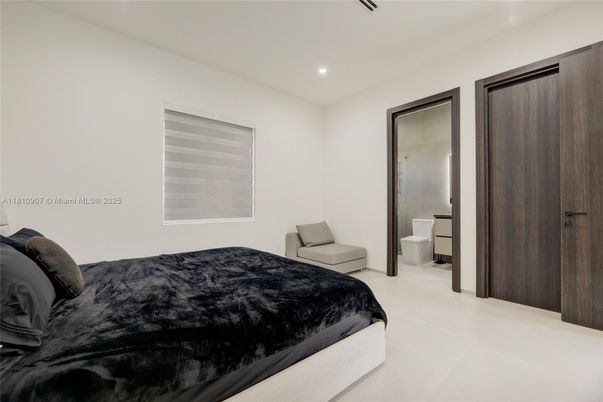 Bathroom, Bedroom, Interior, Recessed Lighting