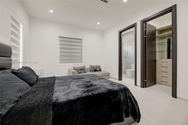 Bathroom, Bedroom, Interior, Recessed Lighting