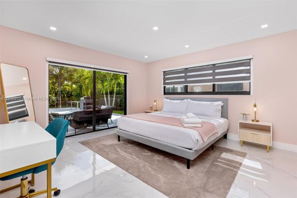 Bedroom, Interior, Marble, Recessed Lighting