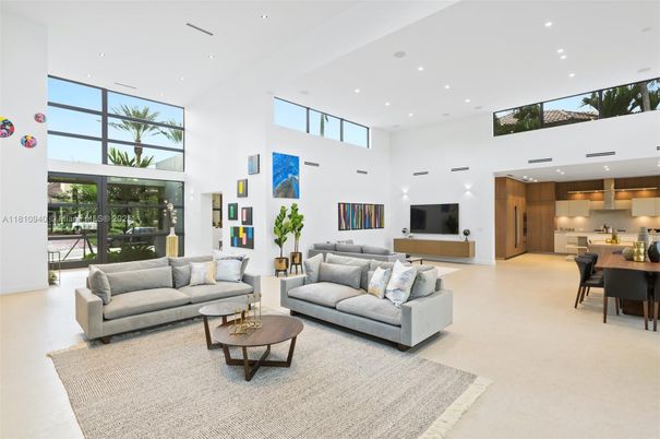 Dining room, Interior, Kitchen, Living room, Pendant Lights, Recessed Lighting