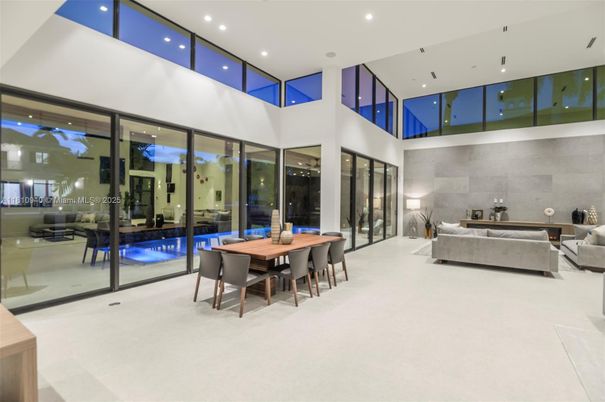 Dining room, Interior, Living room, Recessed Lighting